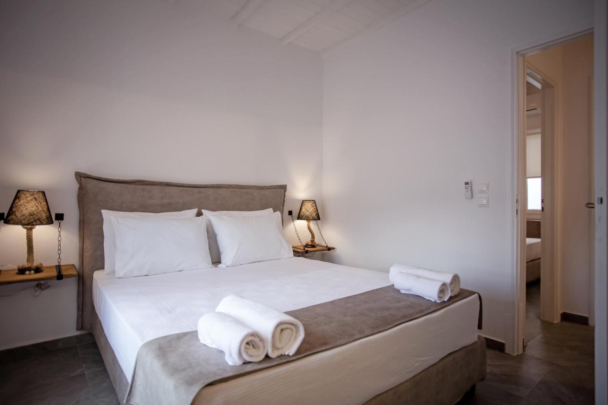 Athena΄s Residency / Mykonos Town